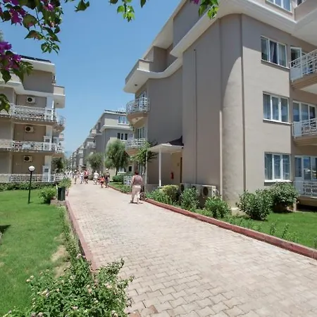 Larissa Club Hotel